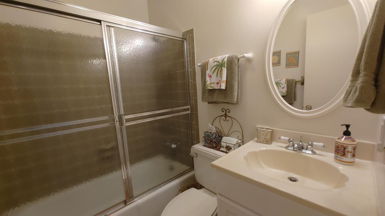 6725 Winkler Rd #C203 - Photo 2 of 37