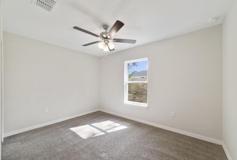 5614 Pecan Rd - Photo 6 of 9