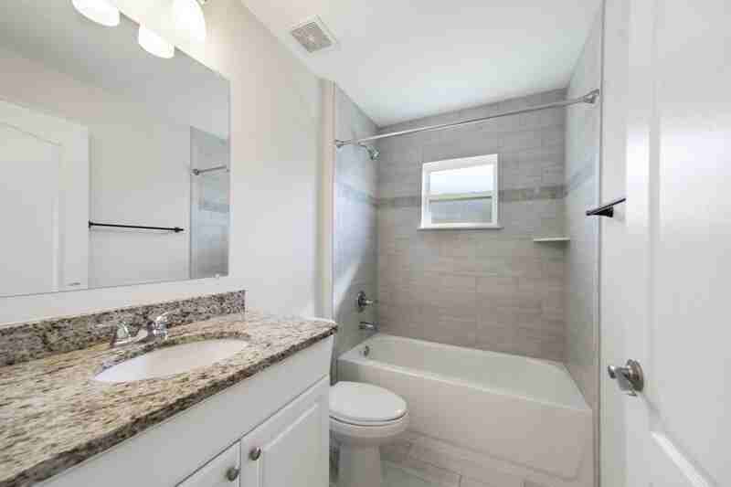 15041 Se 93rd Ct - Photo 7 of 11