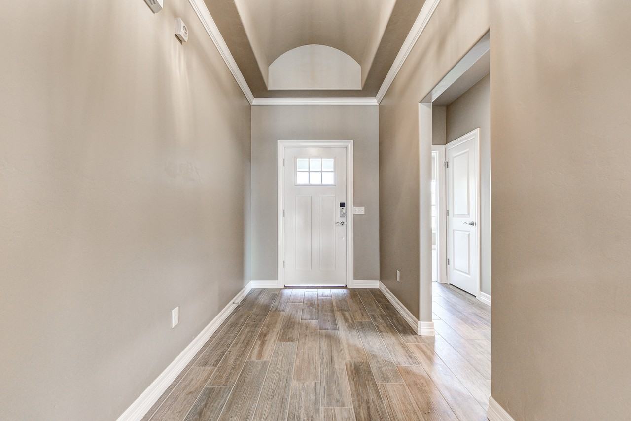 12606 Shady Gln #1 - Photo 5 of 17