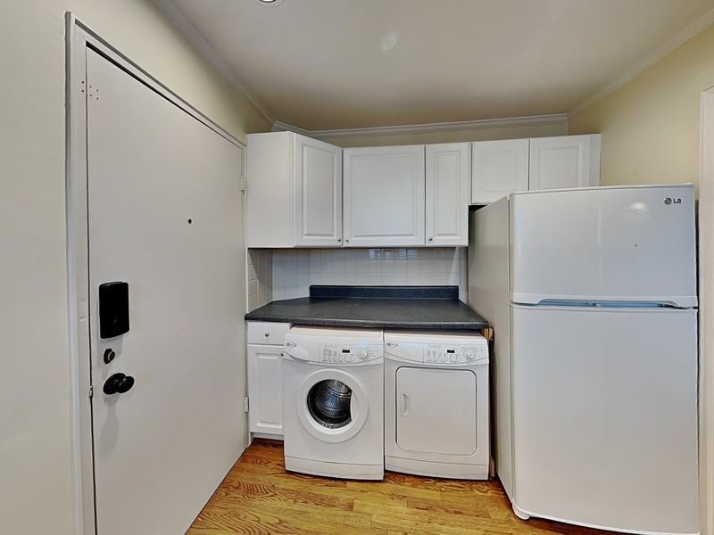 109 Memory Ct #B - Photo 6 of 17