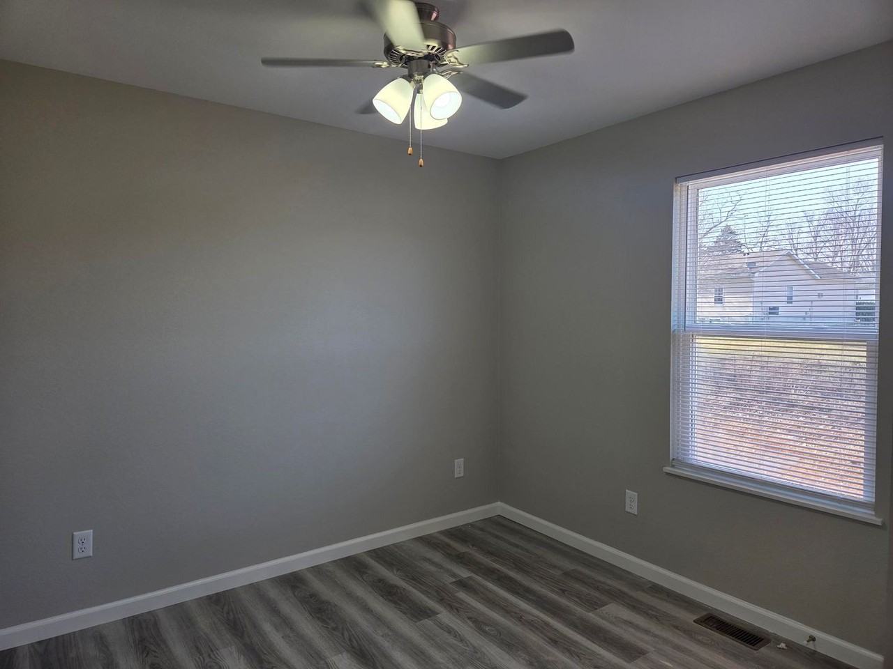 Willow Grove Apartments - Photo 6 of 50