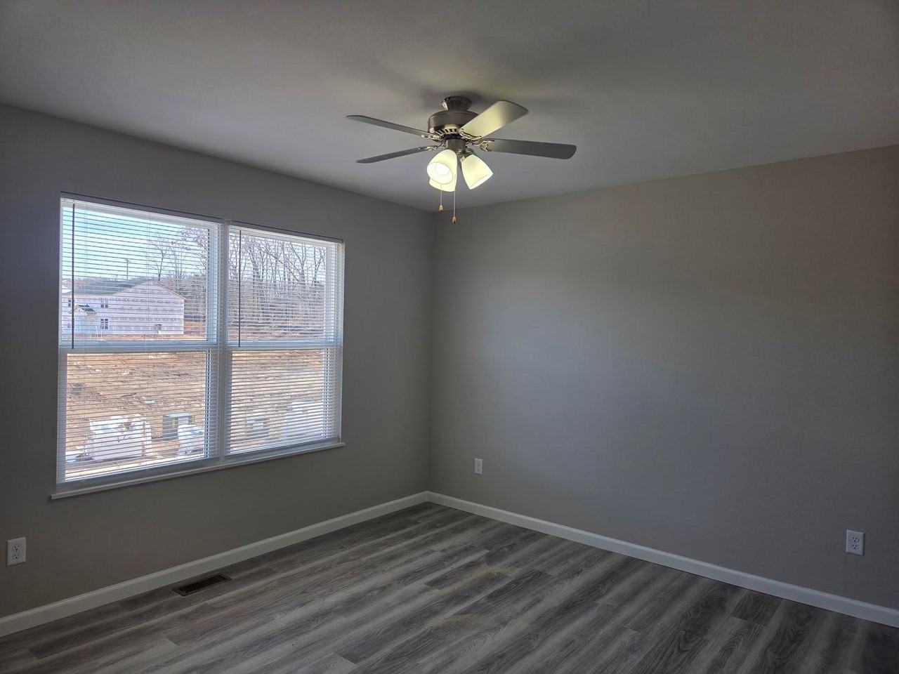 Willow Grove Apartments - Photo 7 of 50