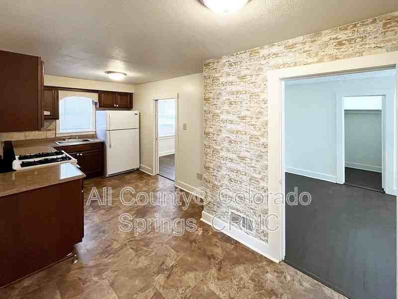 19 N 15th St - Photo 5 of 16