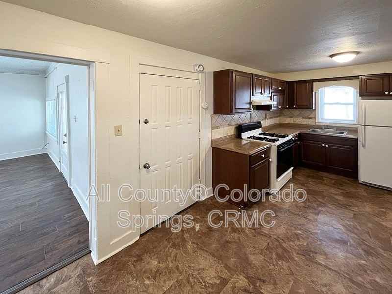 19 N 15th St - Photo 6 of 16