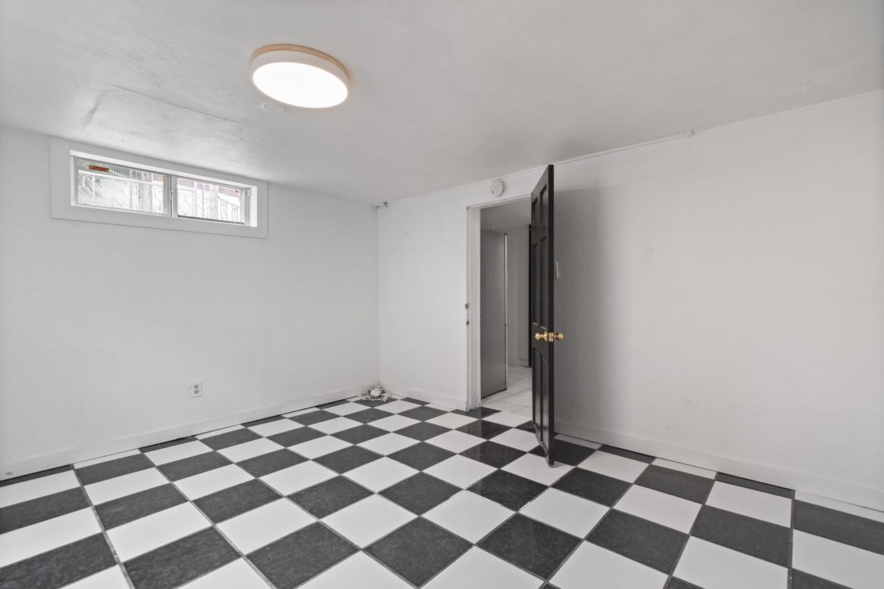 3528B N Elizabeth St #B - Photo 6 of 13