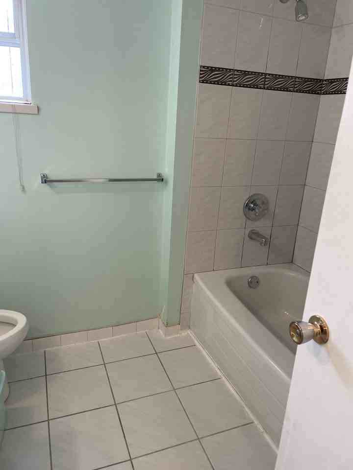 722 66th Ave W #1 - Photo 6 of 10