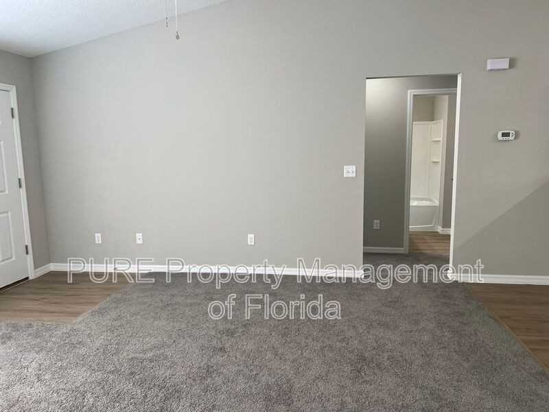 11338 Orange Rd - Photo 4 of 33