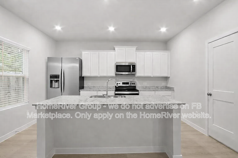 21014 Voyage Ln - Photo 4 of 29