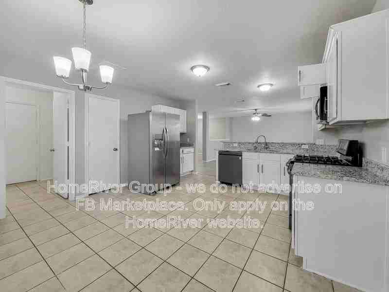 13150 Cutler Ridge Ln - Photo 7 of 27