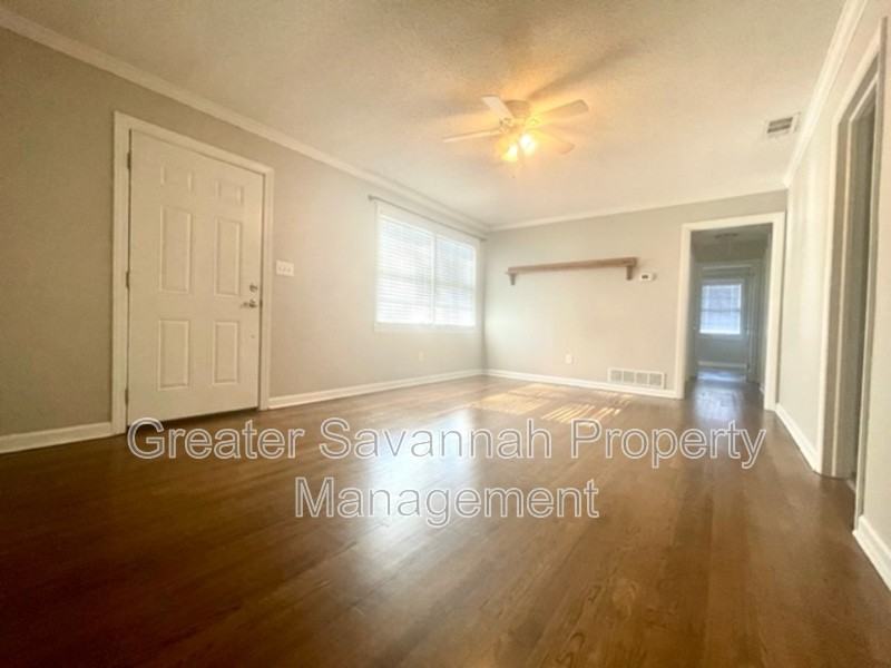 2114 E 62nd St - Photo 3 of 18