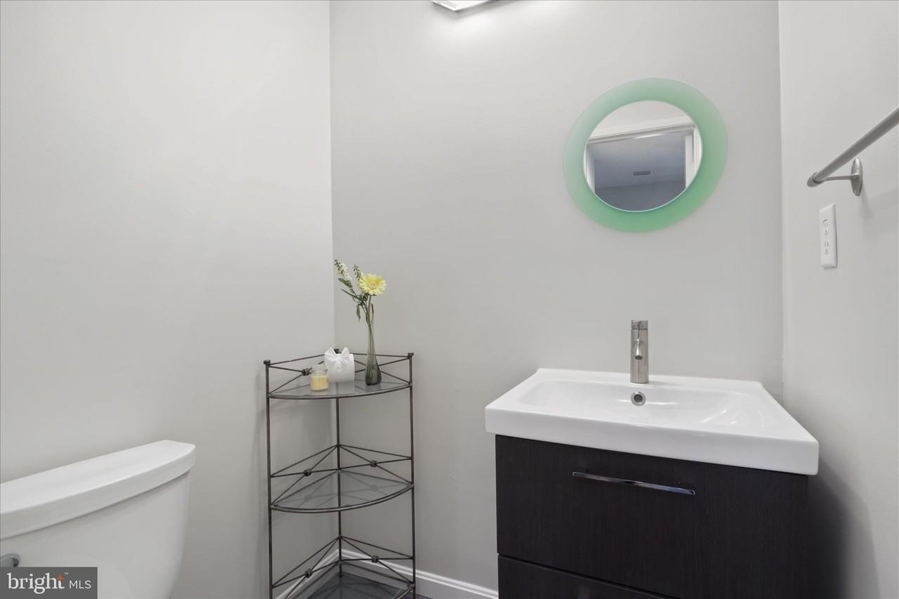 2208 Cartwright Pl - Photo 4 of 37