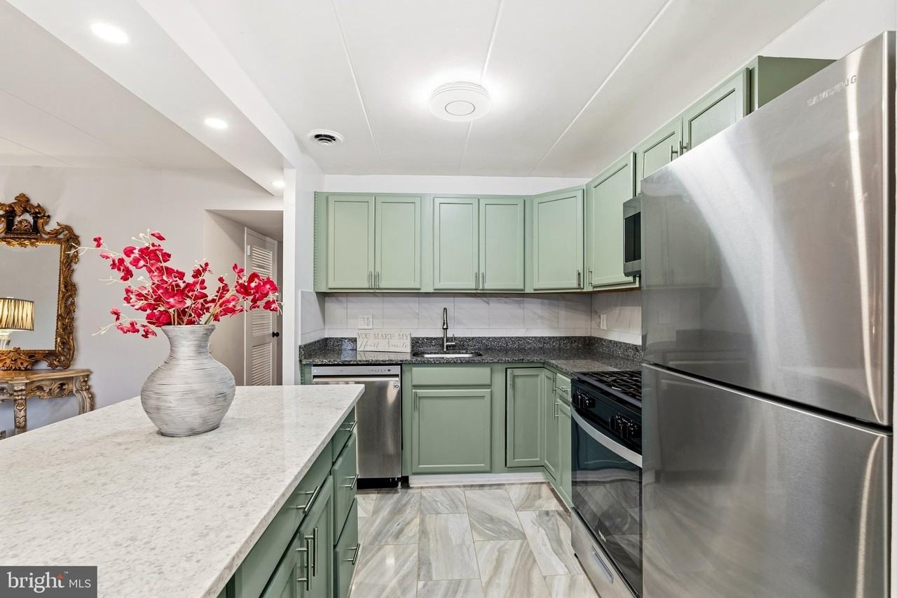 2648 Redcoat Dr Unit 97 #97 - Photo 3 of 43