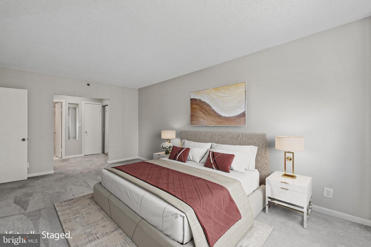 5501 Seminary Rd Apt 1502s #1502S - Photo 6 of 40