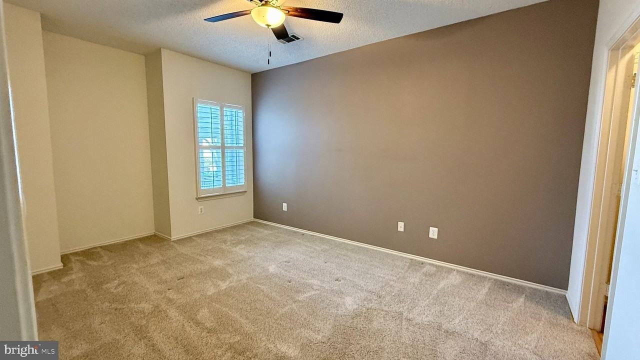 4417 Fair Stone Dr Apt 102 #102 - Photo 2 of 24