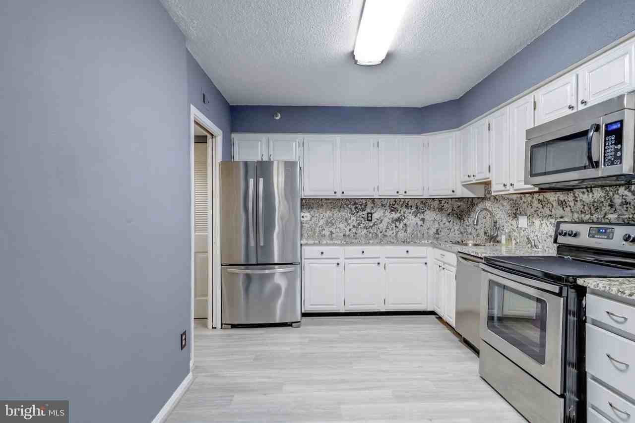 3713 S George Mason Dr Apt 412w #412W - Photo 5 of 45