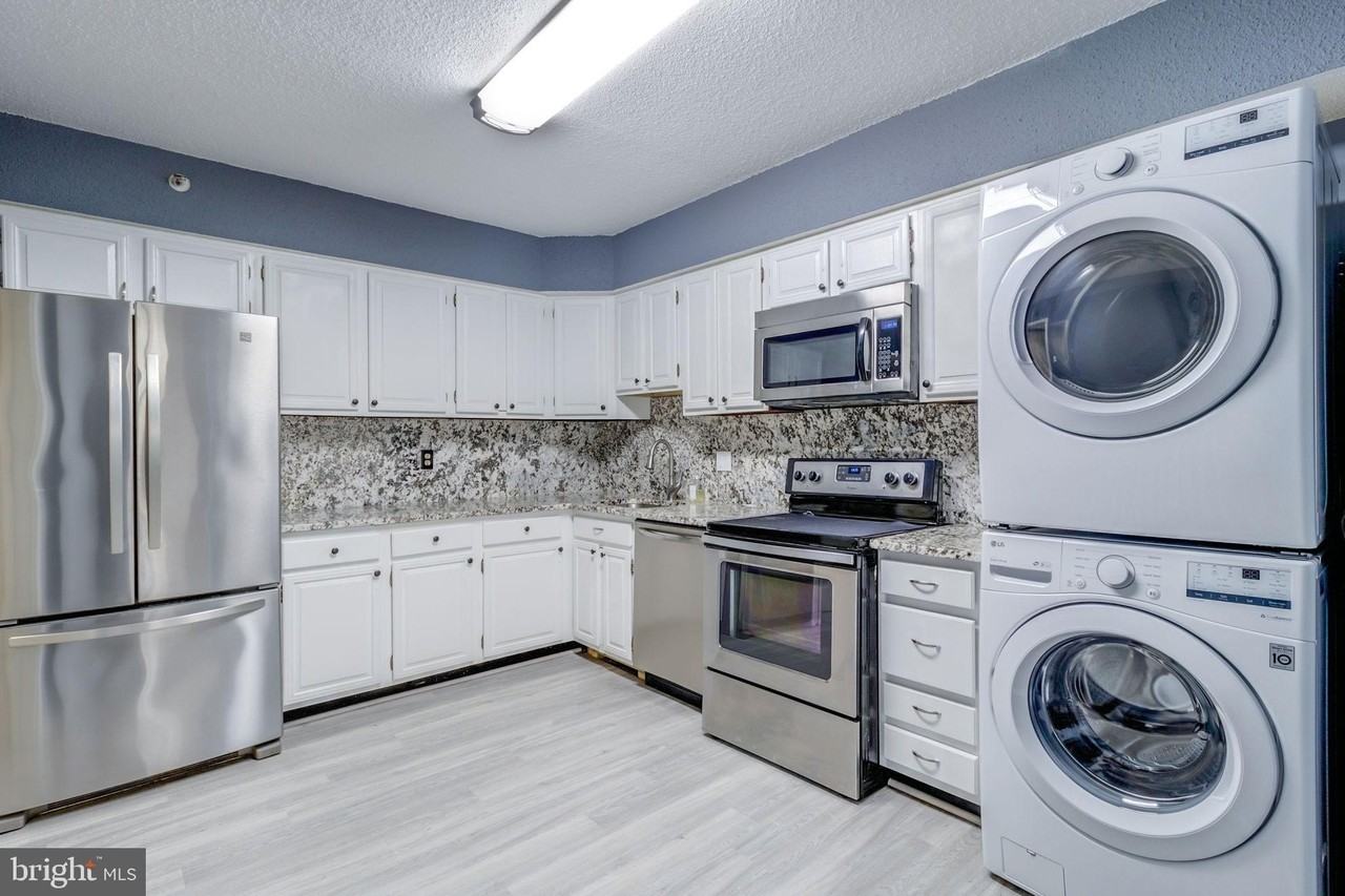 3713 S George Mason Dr Apt 412w #412W - Photo 6 of 45