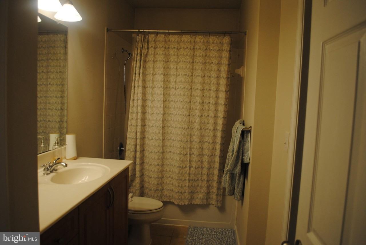 12913 Centre Park Cir Apt 207 #207 - Photo 7 of 26