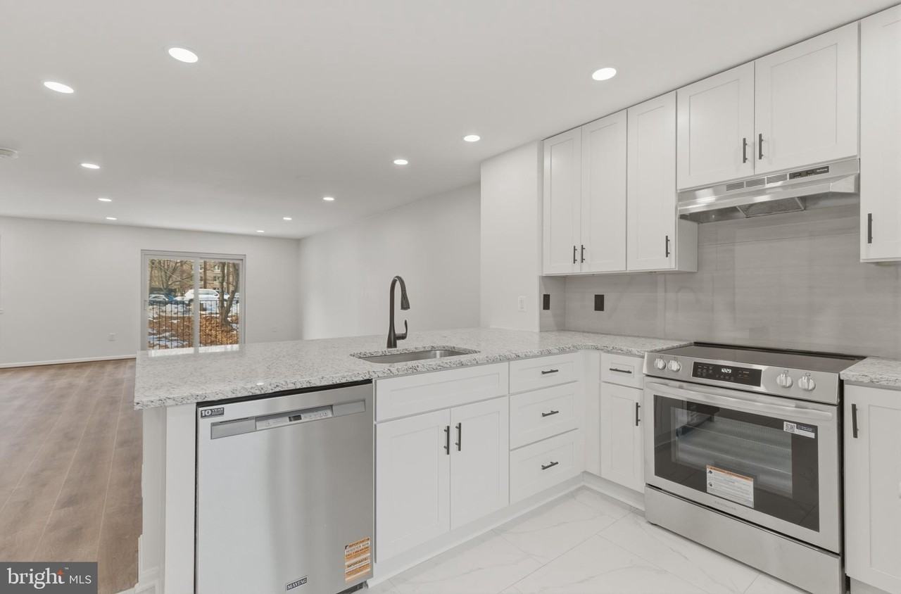 1710 Tyvale Ct - Photo 5 of 43