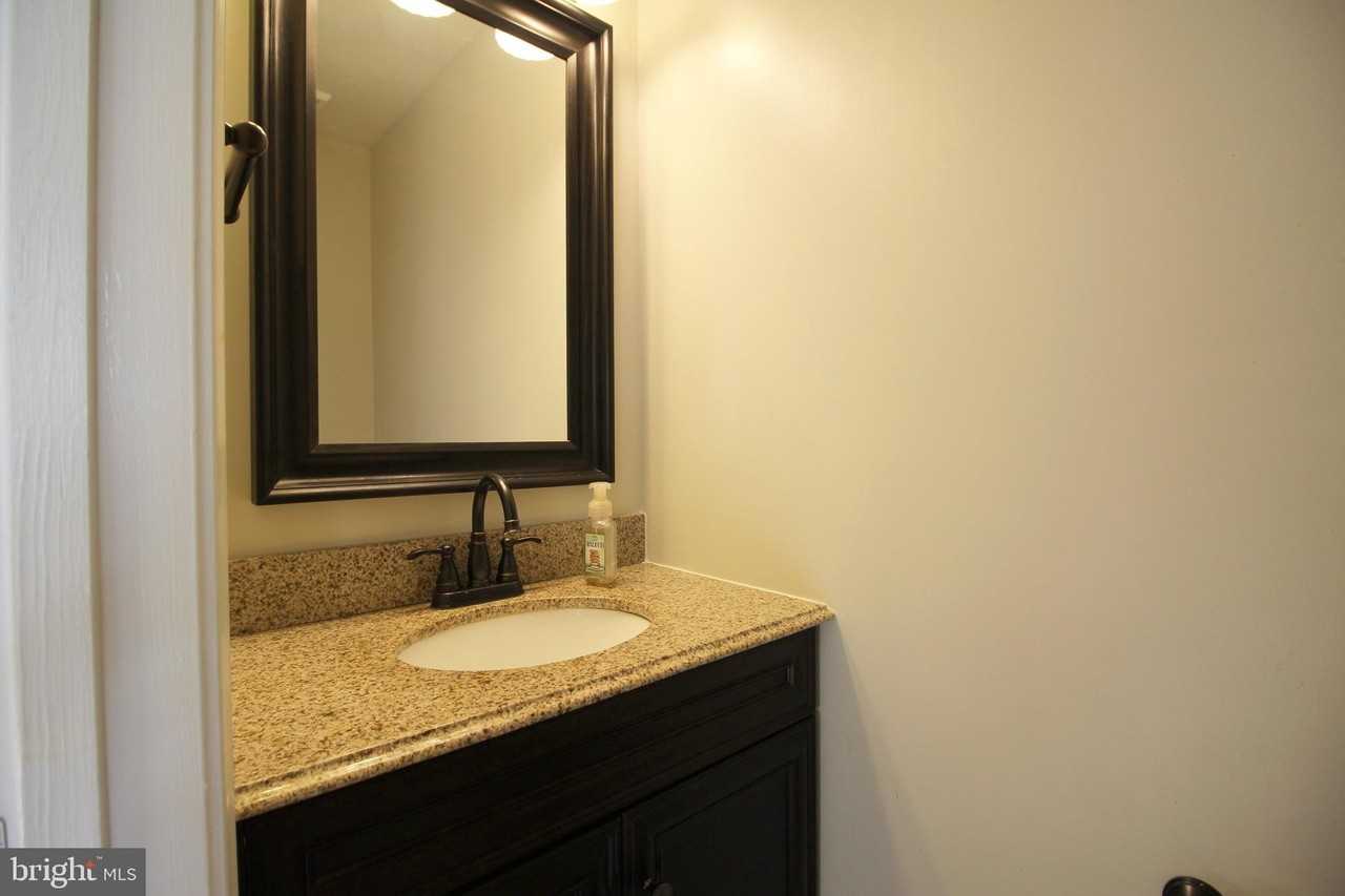 7831 Gum Springs Village Dr - Photo 4 of 29