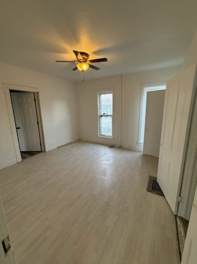 803 5th Ave #1 - Photo 5 of 20