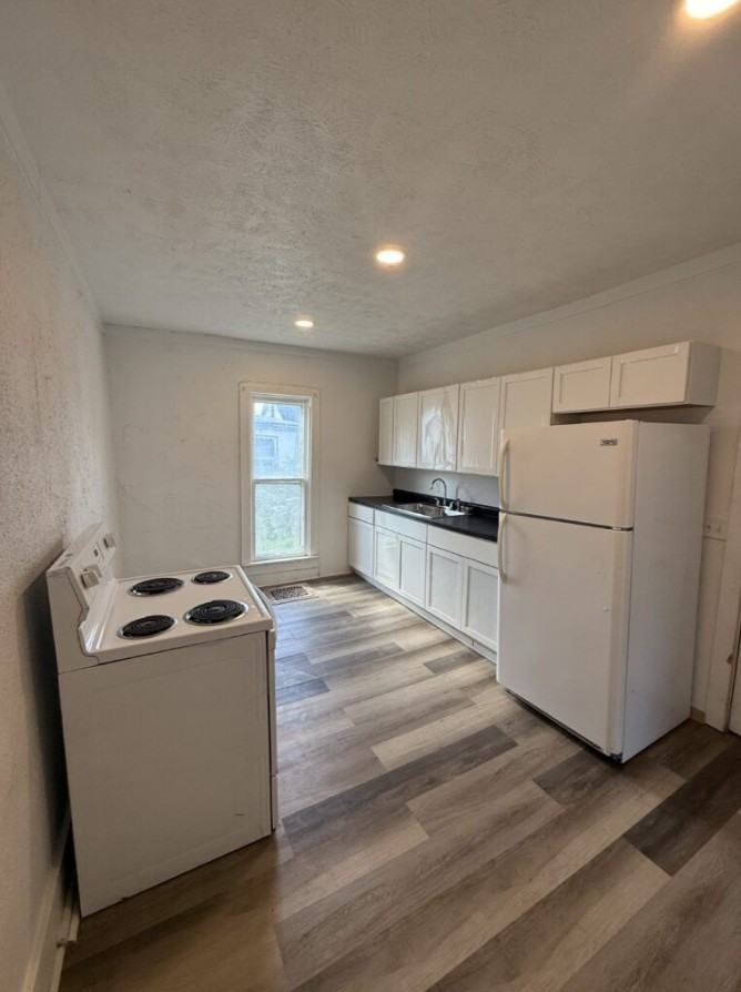 803 5th Ave #1 - Photo 7 of 20