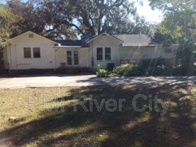 453 Arlington Rd N - Photo 1 of 1