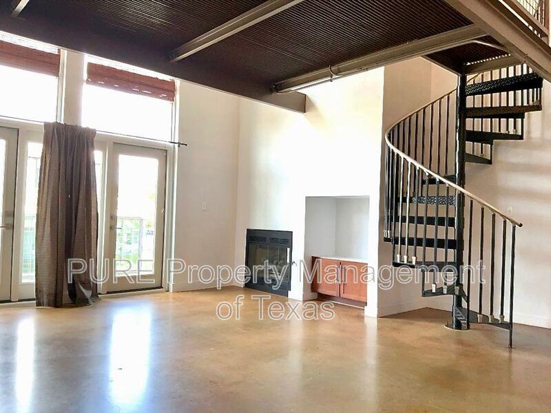 1601 E Cesar Chavez St #306 - Photo 3 of 20