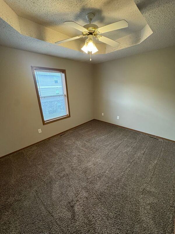 4115 S Glenn Ave #C - Photo 6 of 12