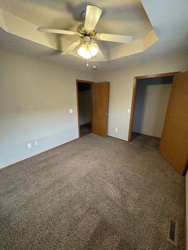 4115 S Glenn Ave #C - Photo 7 of 12