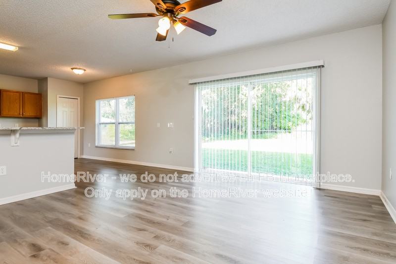 503 Hummingbird Ct - Photo 4 of 19