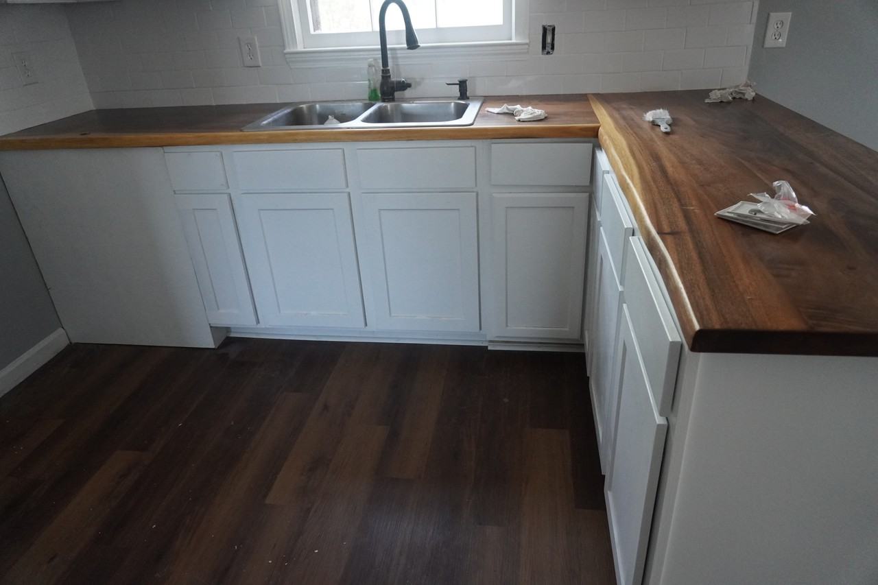 207 Berry Ct #1 - Photo 3 of 8