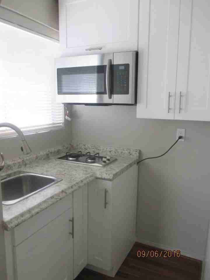 10822 Ventura Blvd. - Photo 2 of 6