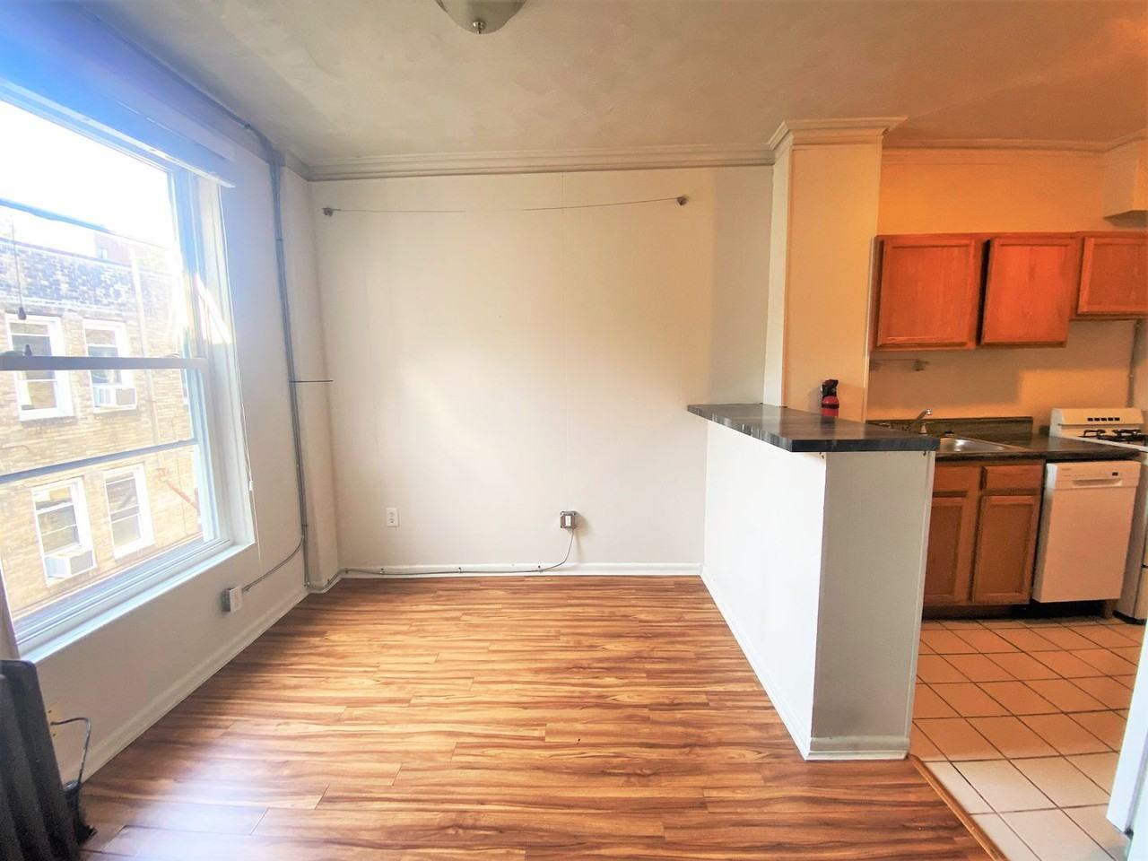 Squirrel Hill - Photo 2 of 8