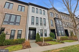 20301 Savin Hill Dr - Photo 1 of 1