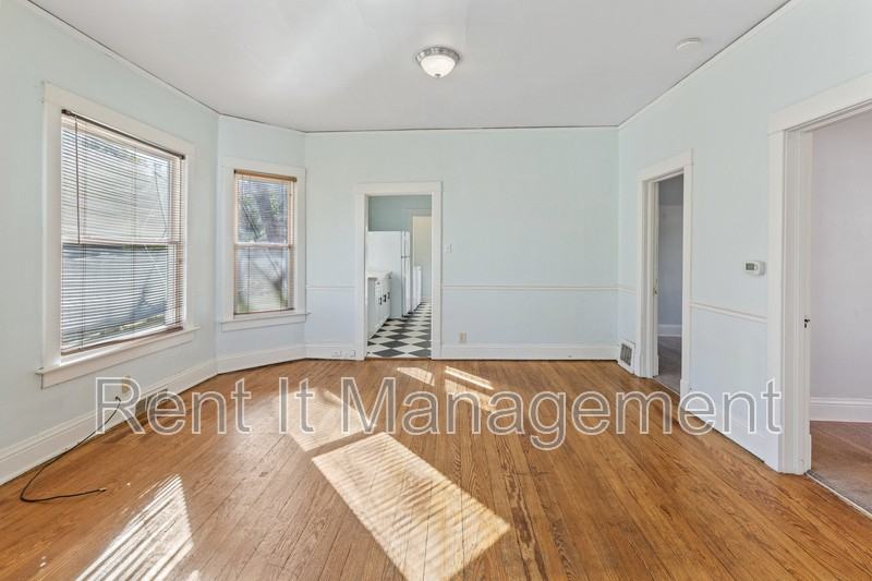 4535 Marcy St - Photo 6 of 34