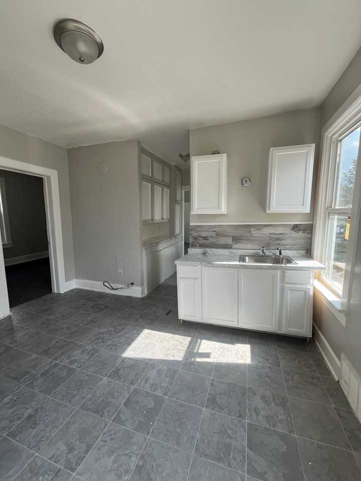 2441 N 6th St #2441 - Photo 2 of 9