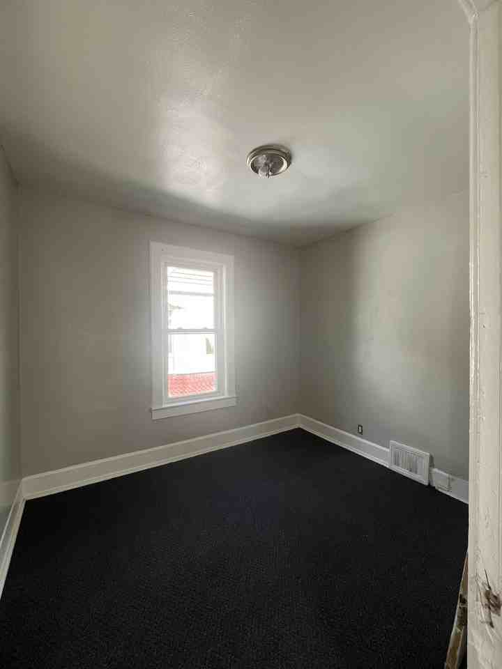 2441 N 6th St #2441 - Photo 3 of 9