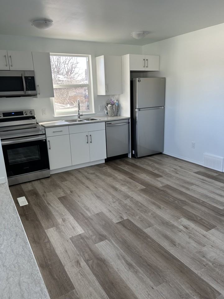 7612 136 Ave Nw Bsmt G3 #BSG3 - Photo 4 of 21