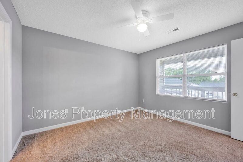 301 Country Club Dr Ne Apt A - Photo 5 of 29