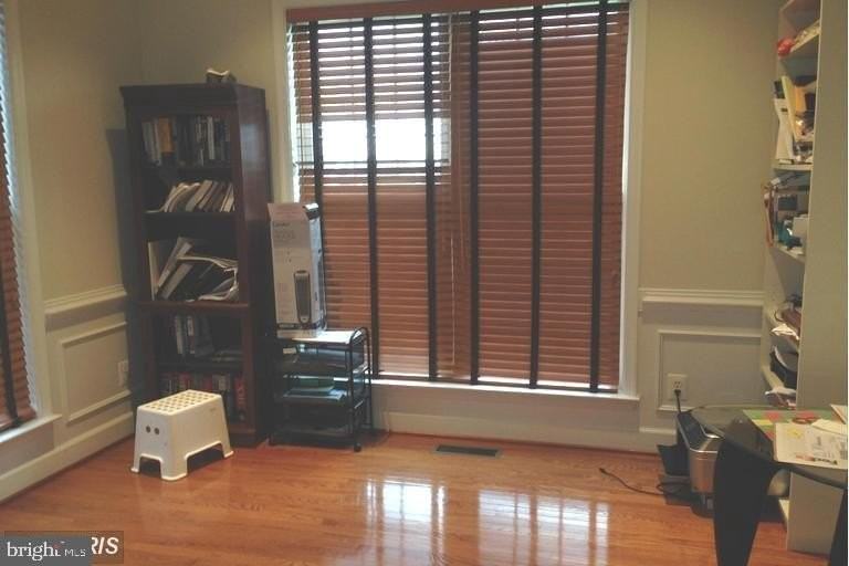 22269 Mayburgh Ter - Photo 7 of 20