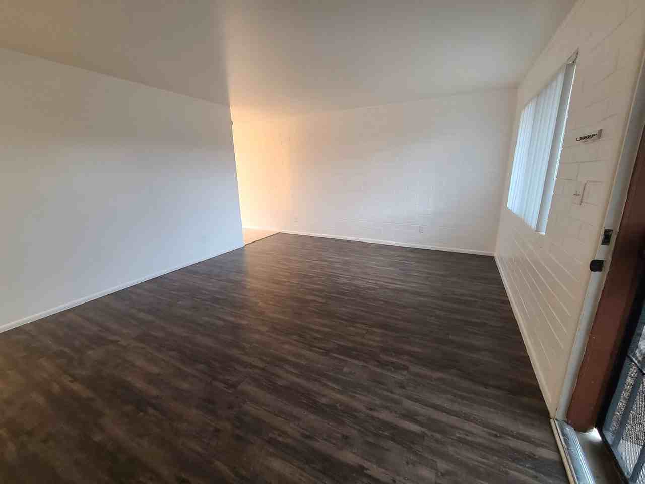 4350 E Fairmount St - Photo 5 of 42