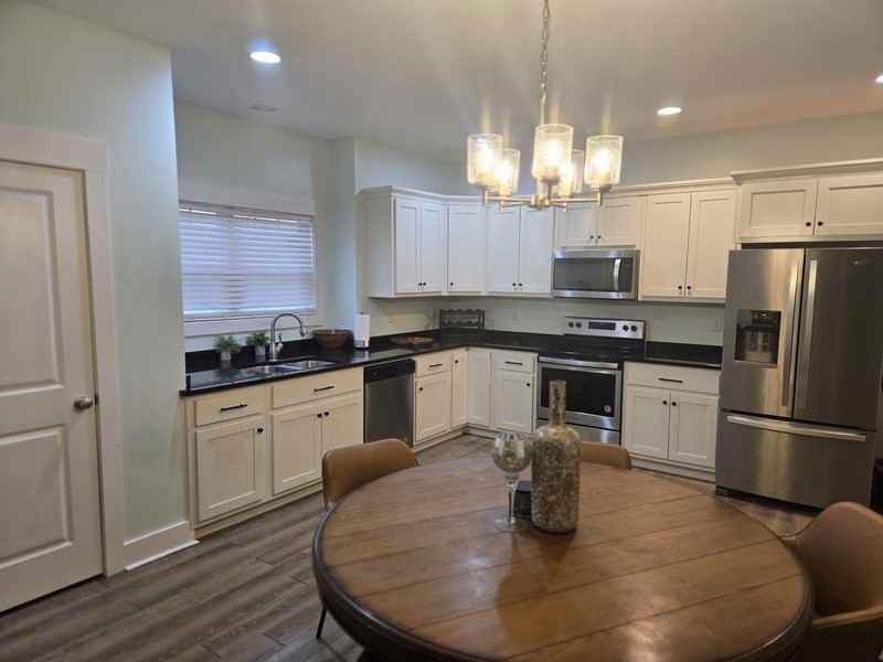 4034 Waterfield Ln - Photo 5 of 18