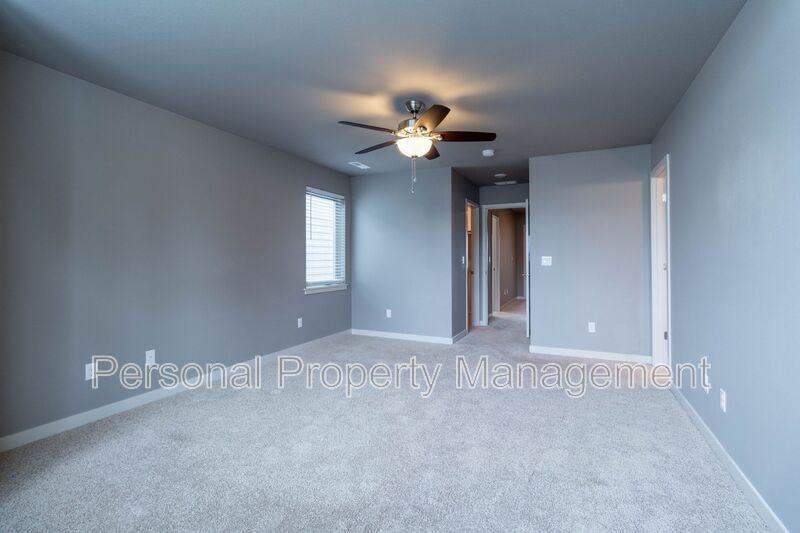 4313 Ne 87th St - Photo 3 of 16