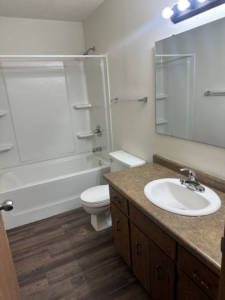 Westwood 3208 - Photo 5 of 7