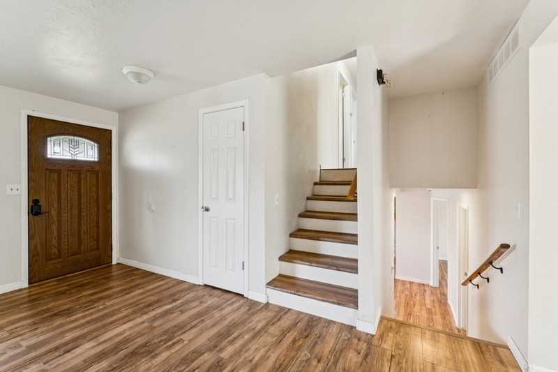 420 S Five Mile Rd - Photo 5 of 40