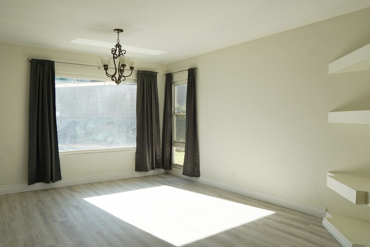 39220 Karen St #1 - Photo 6 of 24