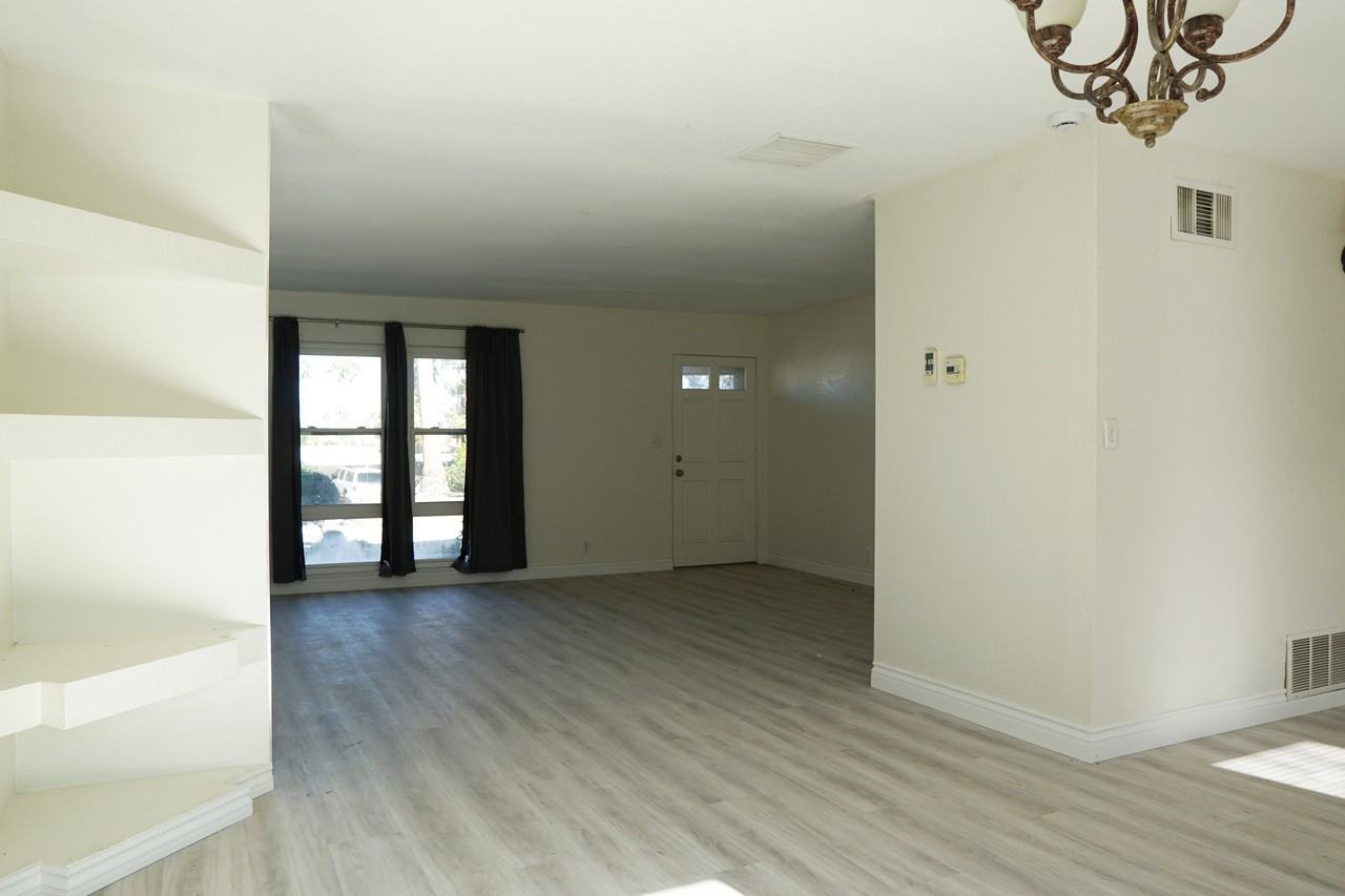 39220 Karen St #1 - Photo 7 of 24