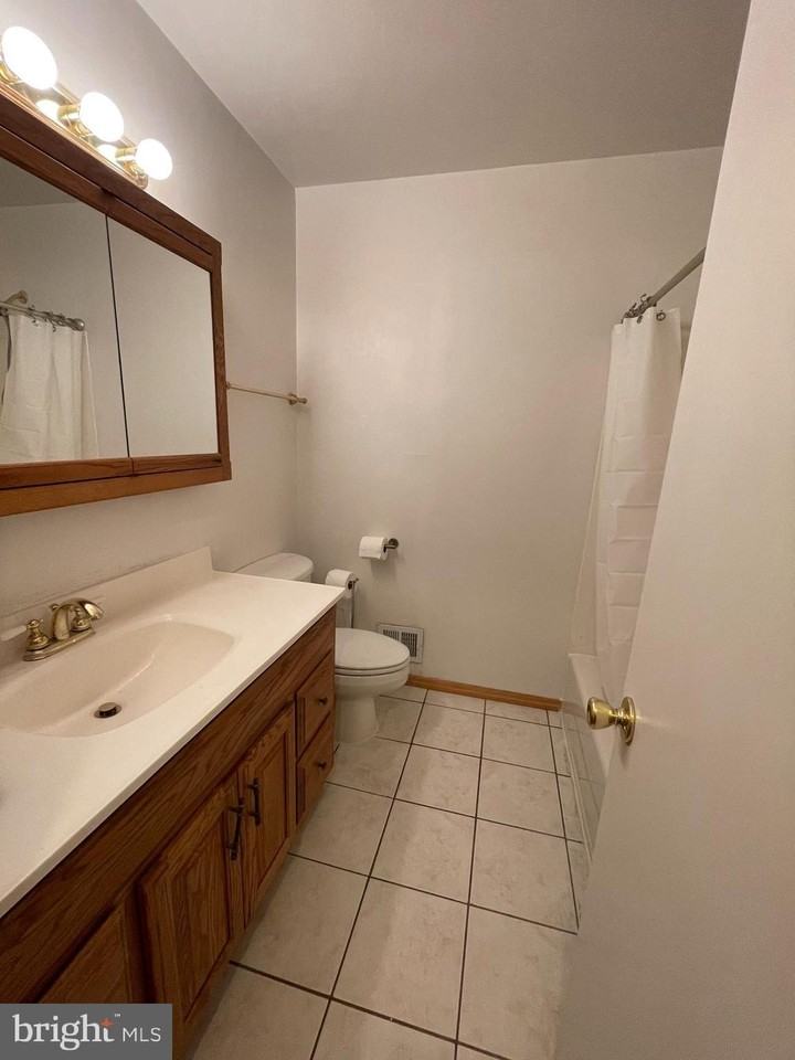 2652 Falmouth Ct - Photo 6 of 20