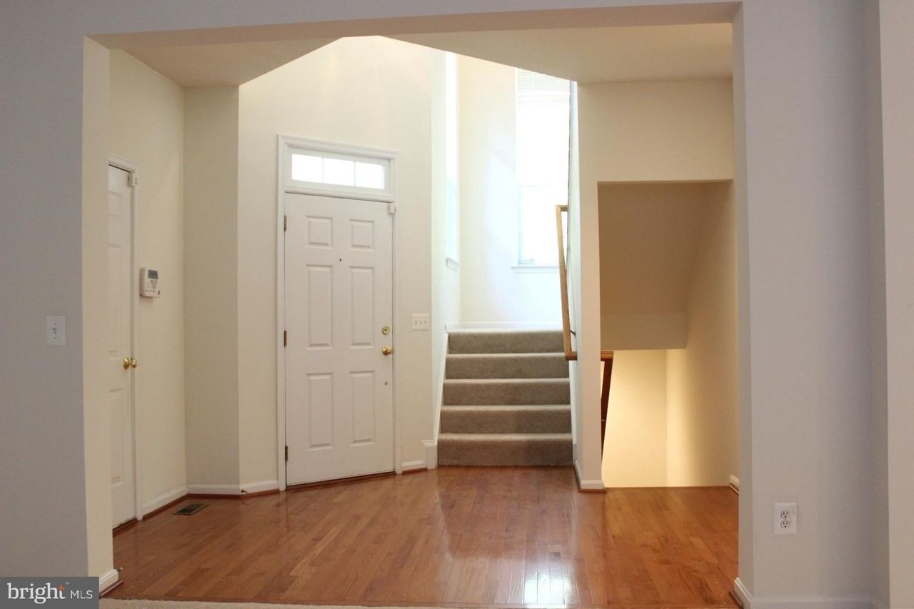 15220 Lord Culpeper Ct - Photo 2 of 21